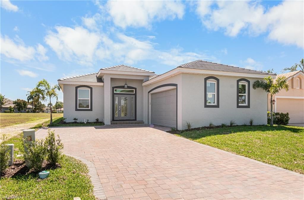 2016 Oxford Ridge CIR, LEHIGH ACRES, FL 33973 — photo 2