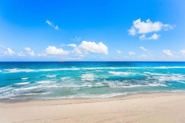 5460 N Ocean Drive 5b, Singer Island, FL 33404