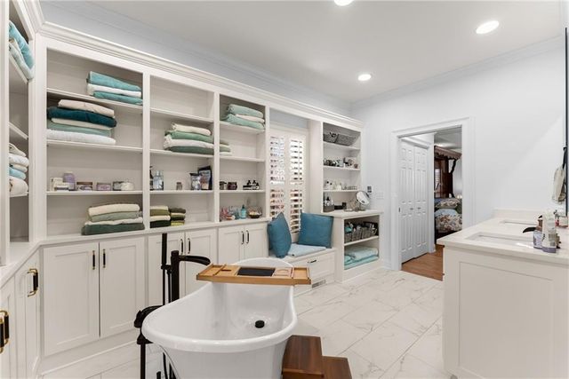 8140 Lanier, Cumming, GA 30041