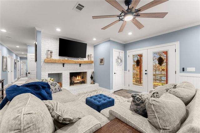 8140 Lanier, Cumming, GA 30041