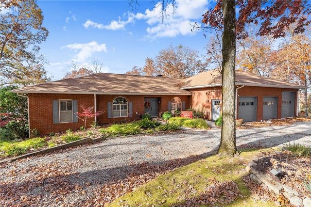 8140 Lanier, Cumming, GA 30041