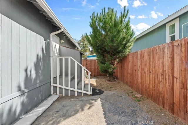 22800 Byron, Crestline, CA 92325