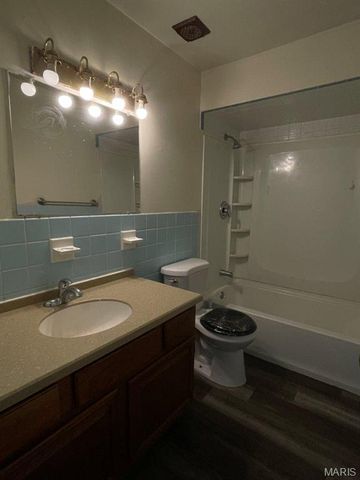 10264 Dacey Drive, Dellwood, MO 63136