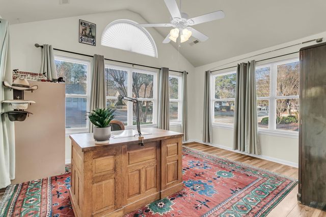 8800 Dorchester Road 2001, North Charleston, SC 29420