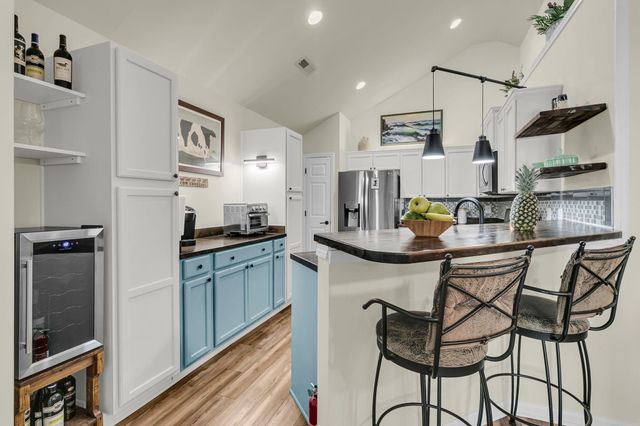 8800 Dorchester Road 2001, North Charleston, SC 29420