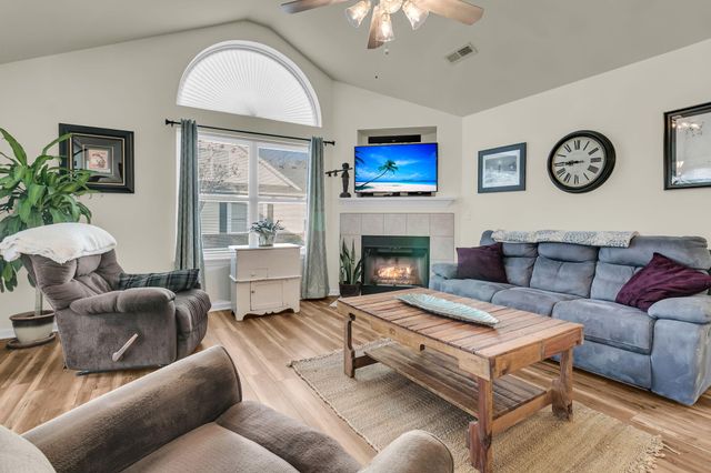 8800 Dorchester Road 2001, North Charleston, SC 29420