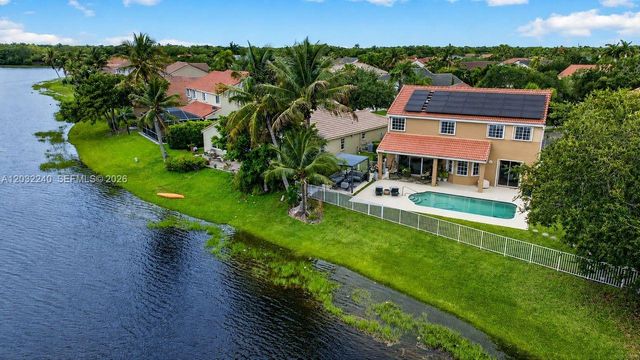 480 Cambridge Drive, Weston, FL 33326