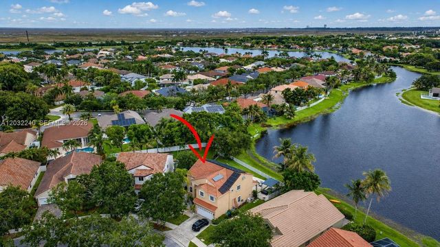 480 Cambridge Drive, Weston, FL 33326