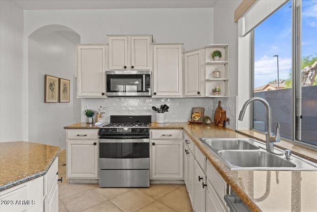 14257 N 106th Place, Scottsdale, AZ 85255