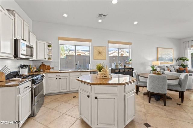 14257 N 106th Place, Scottsdale, AZ 85255