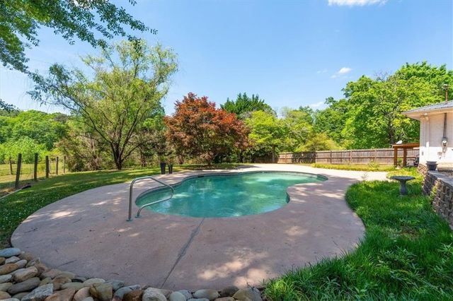1172 Alabama Street, Carrollton, GA 30117
