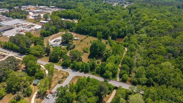 1172 Alabama Street, Carrollton, GA 30117