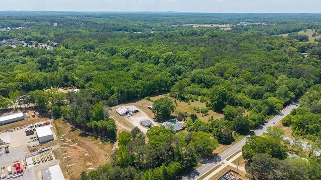 1172 Alabama Street, Carrollton, GA 30117