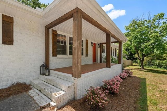 1172 Alabama Street, Carrollton, GA 30117