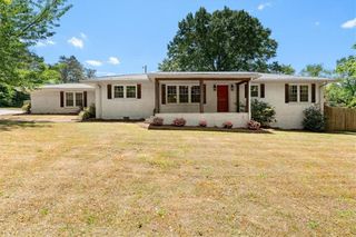 1172 Alabama Street, Carrollton, GA 30117