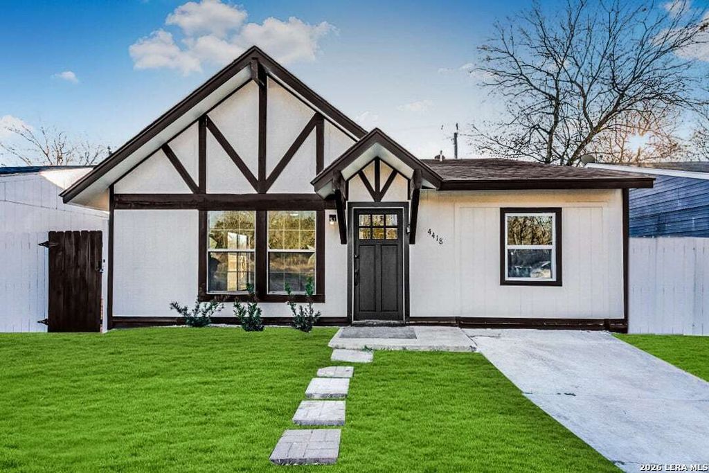 4418 Lehman, Kirby, TX 78219