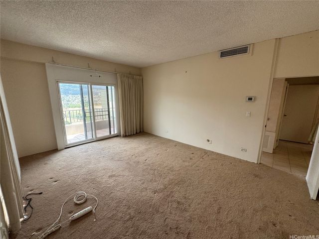311 Ohua Avenue 2, Honolulu, HI 96815