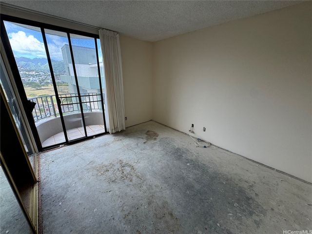 311 Ohua Avenue 2, Honolulu, HI 96815