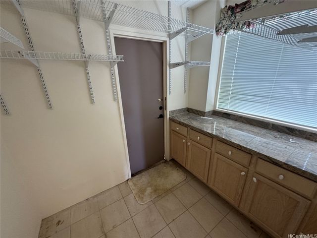 311 Ohua Avenue 2, Honolulu, HI 96815