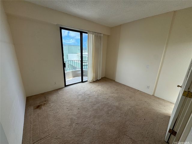 311 Ohua Avenue 2, Honolulu, HI 96815