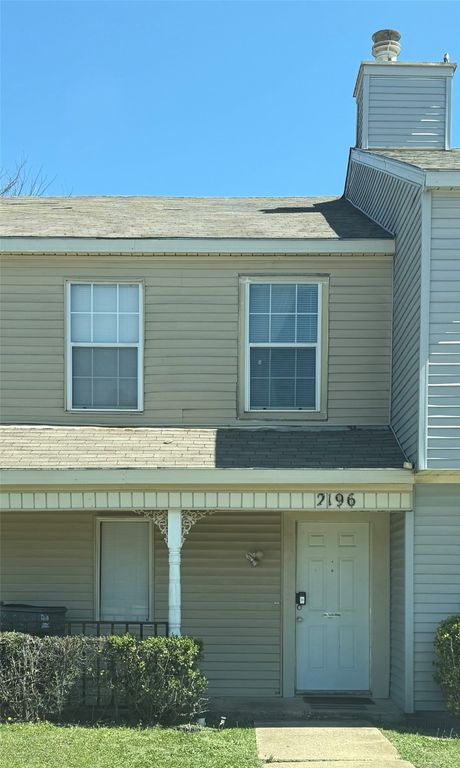 2196 Aspen Street, Dallas, TX 75227