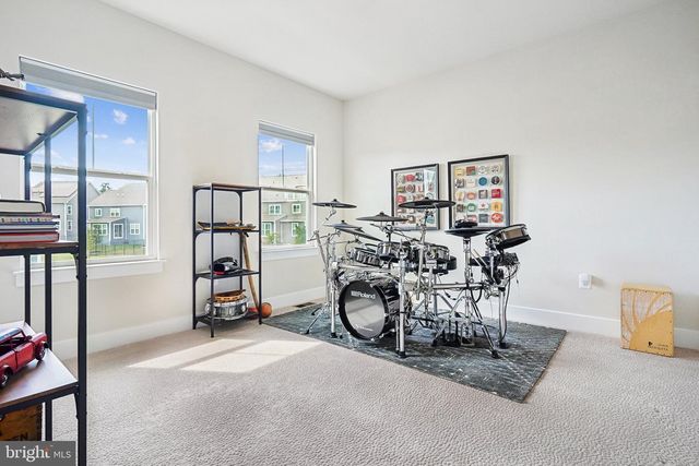 1974 SERVICEBERRY RD, Dumfries, VA 22026