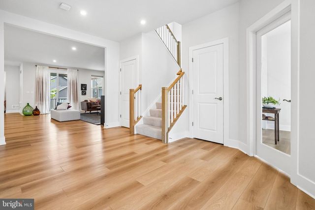 1974 SERVICEBERRY RD, Dumfries, VA 22026