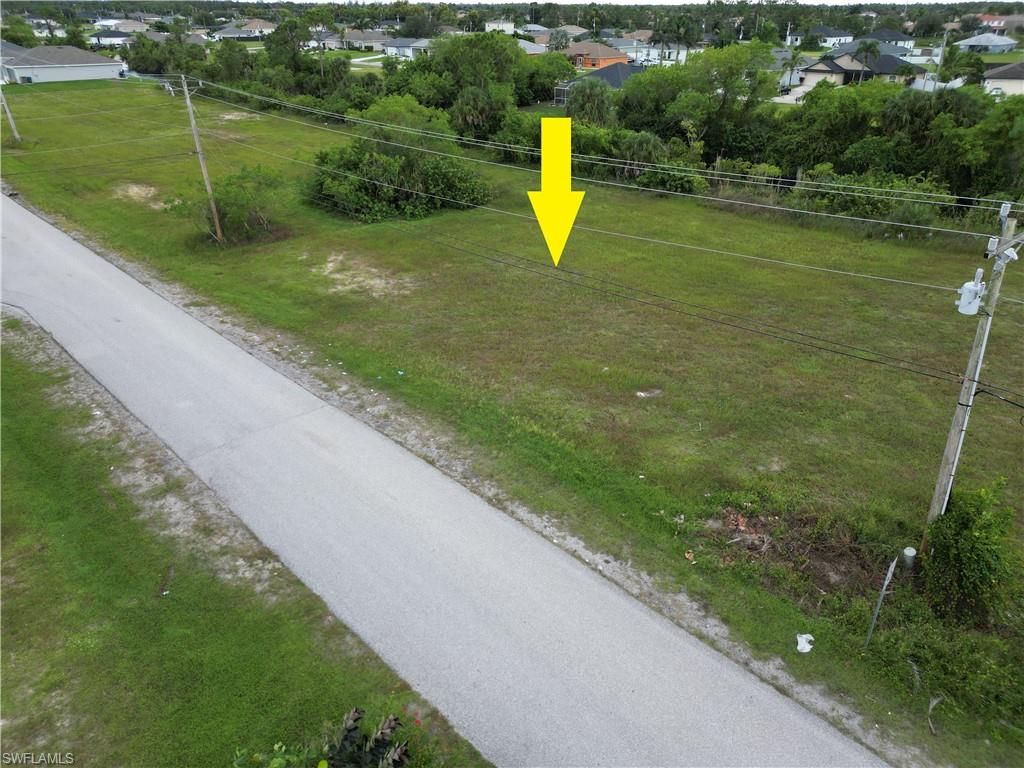818 NE 32nd LN, CAPE CORAL, FL 33909 — photo 3