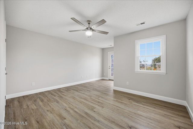 101 Spanish Moss Way, Wilmington, NC 28412