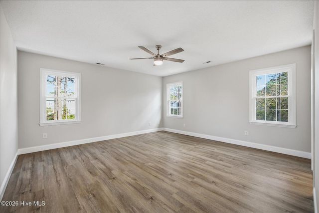 101 Spanish Moss Way, Wilmington, NC 28412