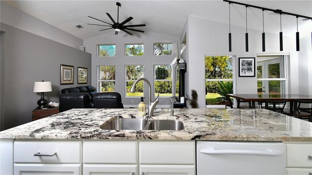 5010 SABLE KEY CIRCLE, Punta Gorda, FL 33955