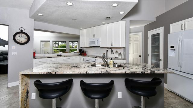 5010 SABLE KEY CIRCLE, Punta Gorda, FL 33955