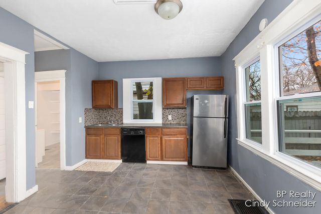 1118 Fulton Street, Grand Rapids, MI 49503