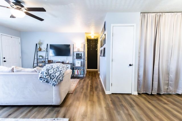 1505 S 12th Avenue, Ozark, MO 65721