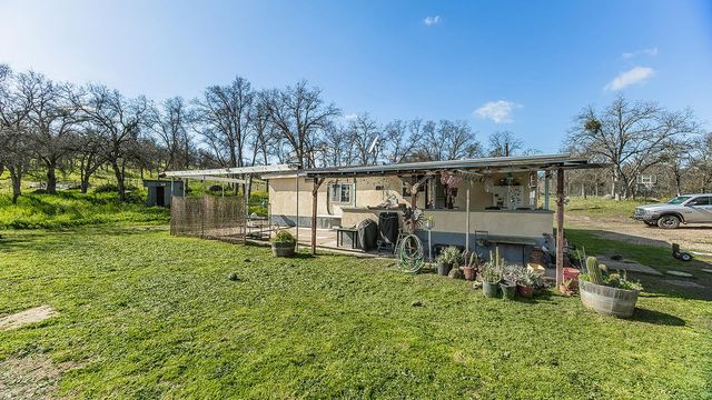1321 Elwood Road, Yokuts Valley, CA 93675