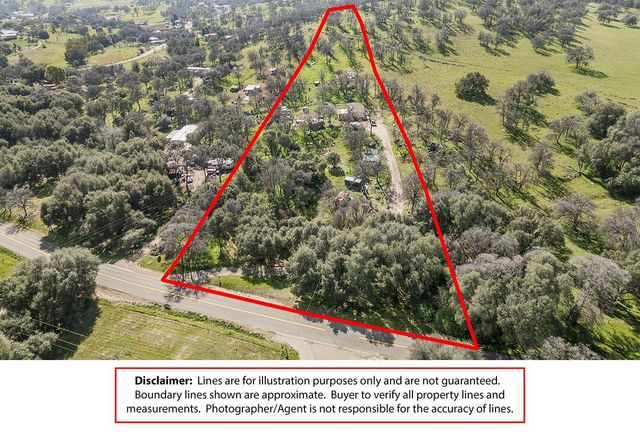 1321 Elwood Road, Yokuts Valley, CA 93675