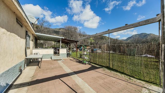 1321 Elwood Road, Yokuts Valley, CA 93675