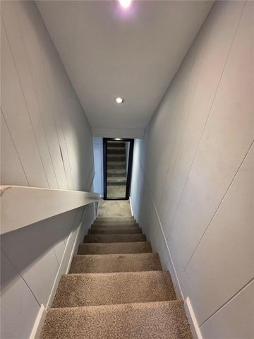 811 N DISSTON AVENUE, Tavares, FL 32778