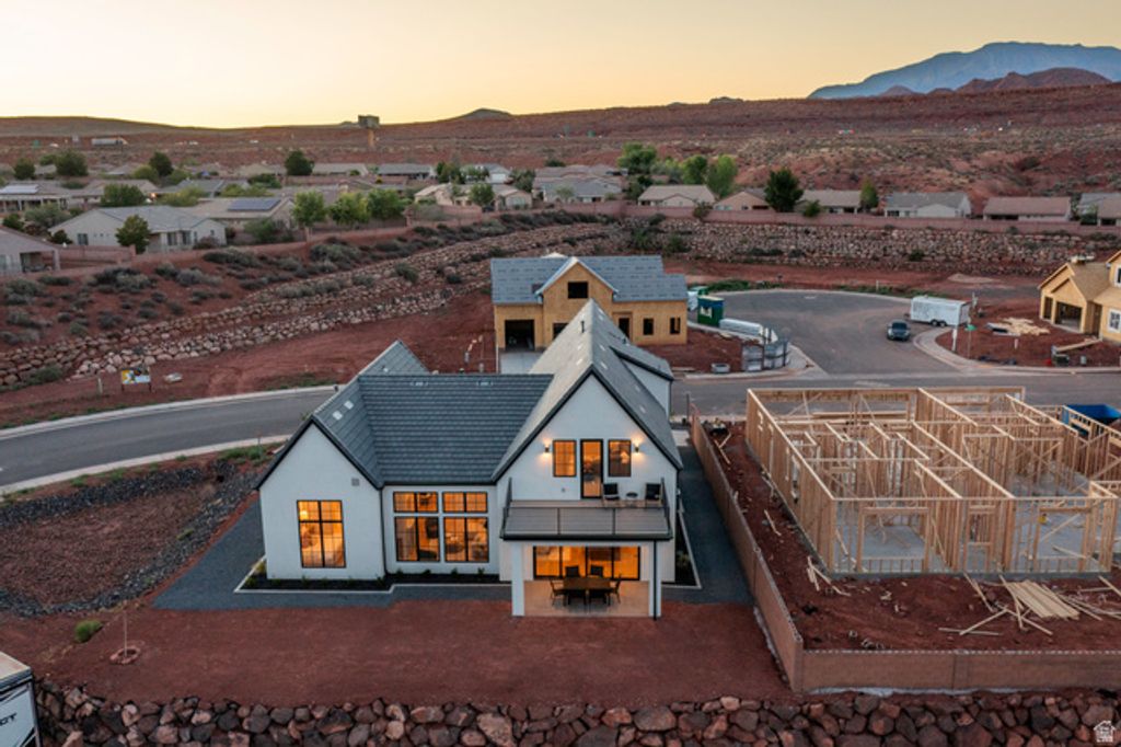 Image 37 of property listing at 1964 CREEKSIDE, Washington, UT 84780