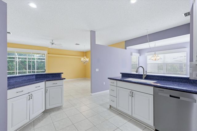 4541 DEL SOL BOULEVARD S, Sarasota, FL 34243