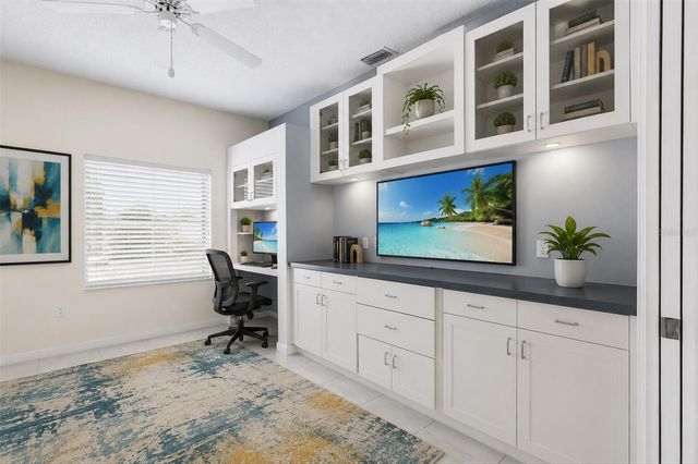 4541 DEL SOL BOULEVARD S, Sarasota, FL 34243
