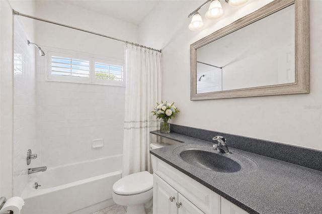 4541 DEL SOL BOULEVARD S, Sarasota, FL 34243