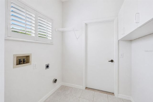 4541 DEL SOL BOULEVARD S, Sarasota, FL 34243