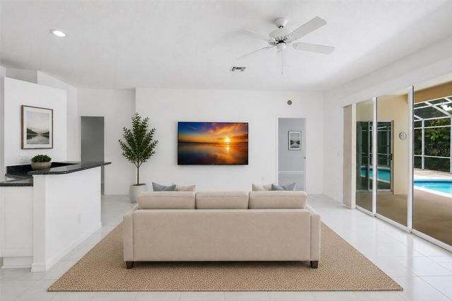 4541 DEL SOL BOULEVARD S, Sarasota, FL 34243