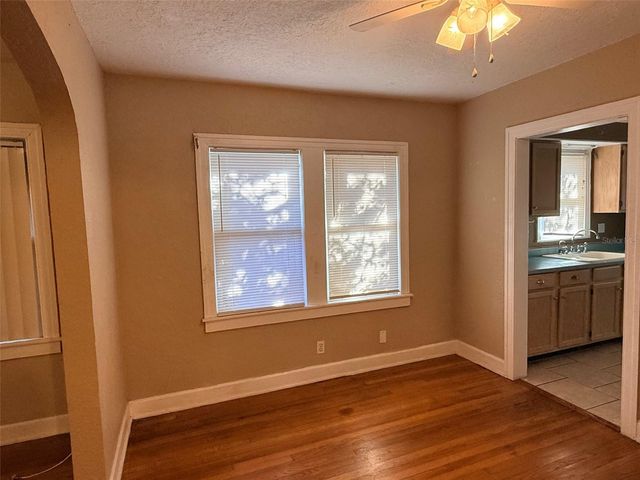 1908 20TH AVENUE N, St Petersburg, FL 33713