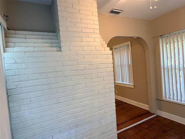 1908 20TH AVENUE N, St Petersburg, FL 33713