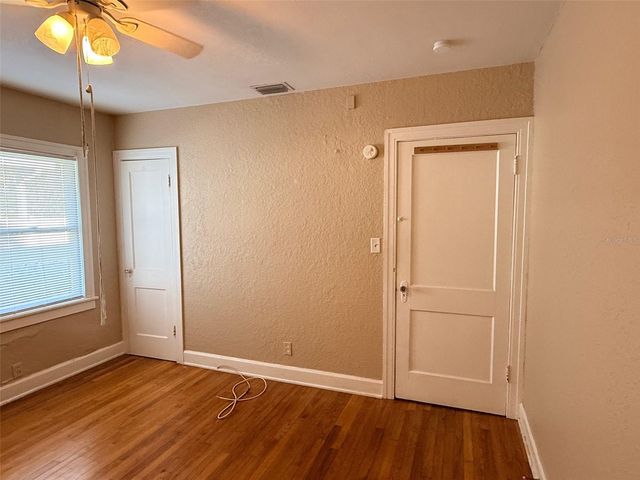 1908 20TH AVENUE N, St Petersburg, FL 33713