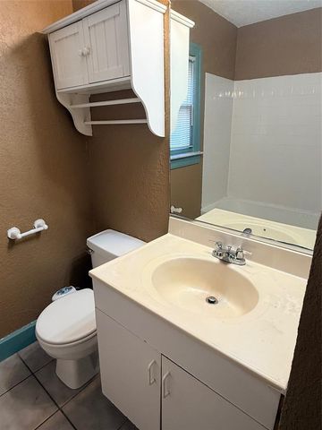 1908 20TH AVENUE N, St Petersburg, FL 33713