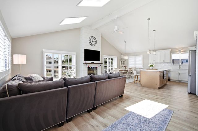 402 KELLY AVE, Tuckerton, NJ 08087