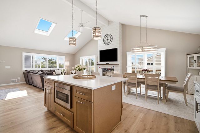 402 KELLY AVE, Tuckerton, NJ 08087